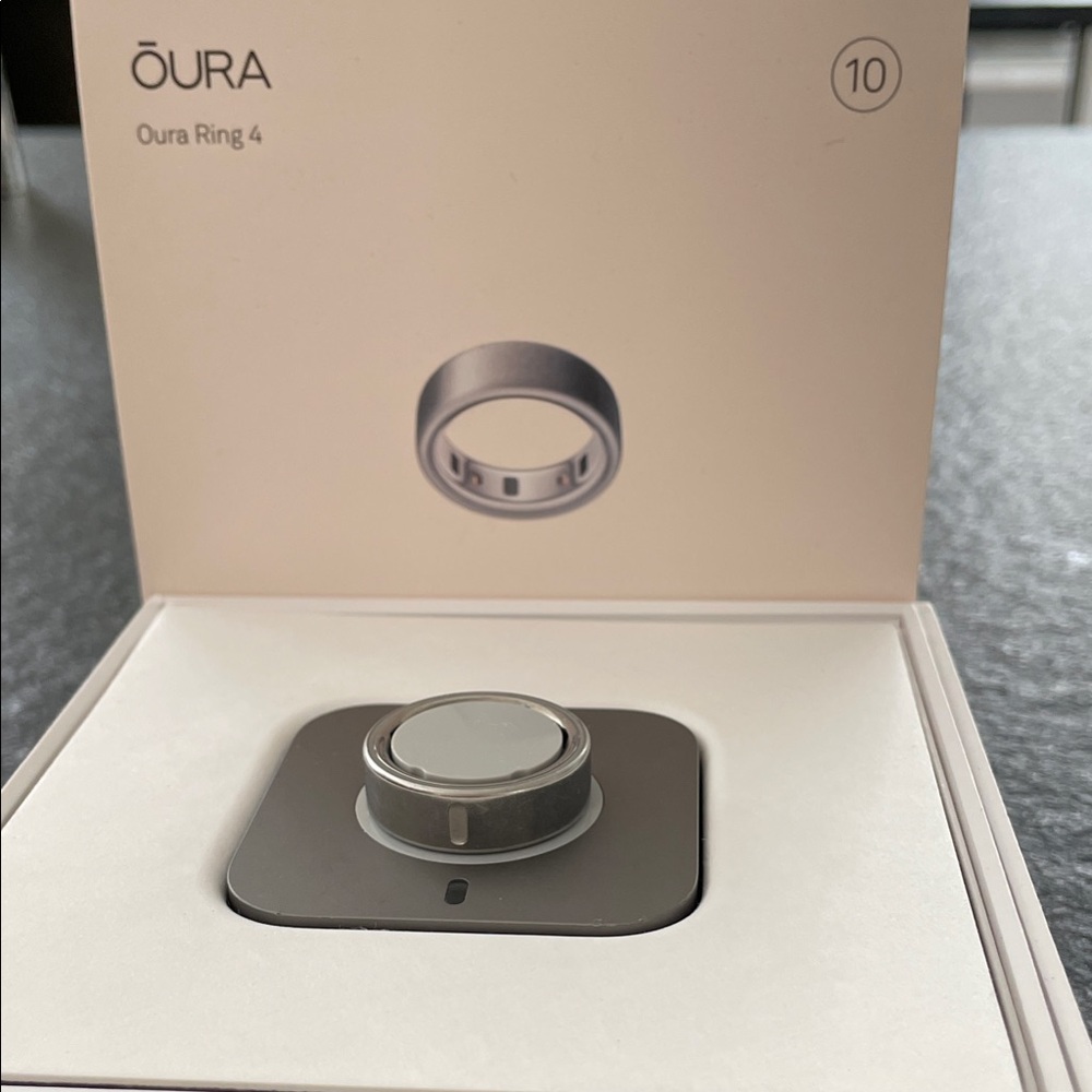 Oura Ring 4 by Oura Size 10 — brushed Silver / Smart Health Ring